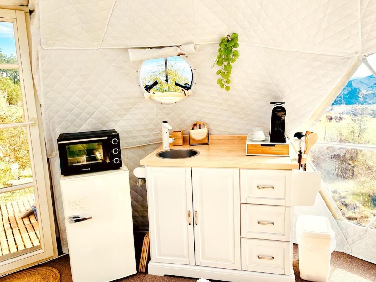 Tente de luxe Glamping Hohe Wand - Zelt Mit Sternenfenster Und Whirlpool *