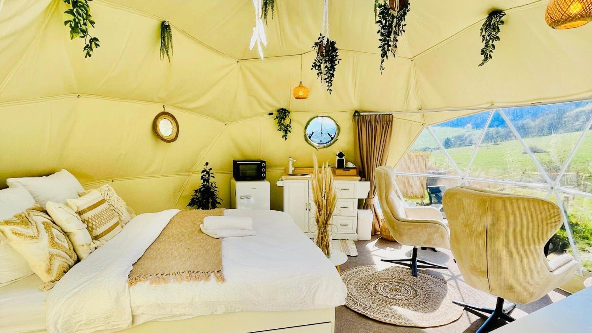 Tente de luxe Glamping Hohe Wand - Zelt Mit Sternenfenster Und Whirlpool